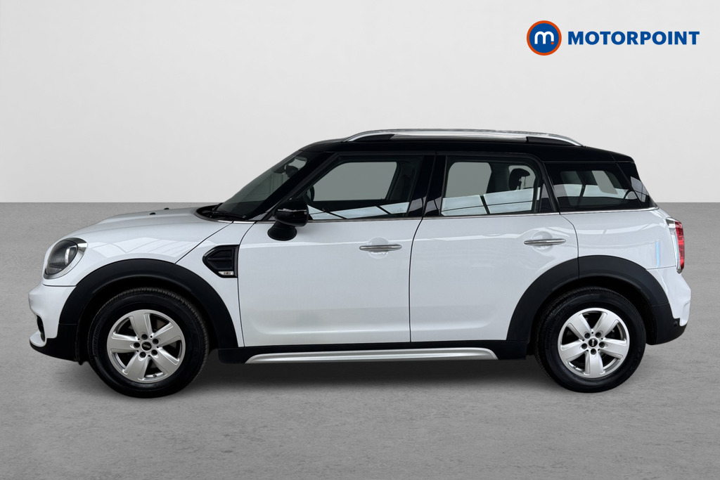 Mini Countryman Cooper Classic Manual Petrol SUV - Stock Number (1557582) - Passenger side
