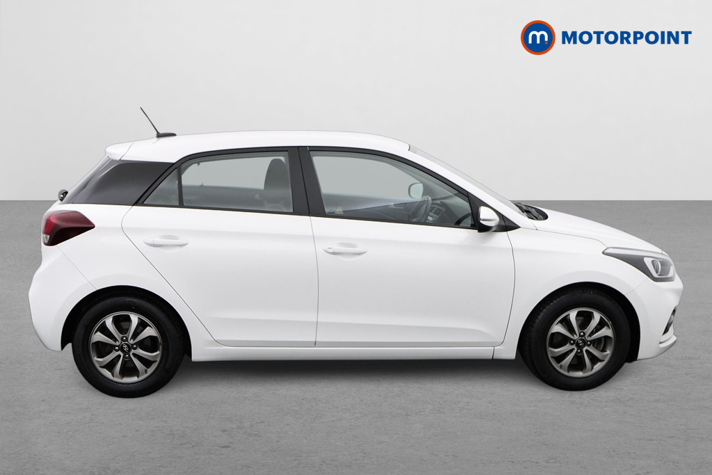 Hyundai I20 SE Automatic Petrol Hatchback - Stock Number (1557839) - Drivers side