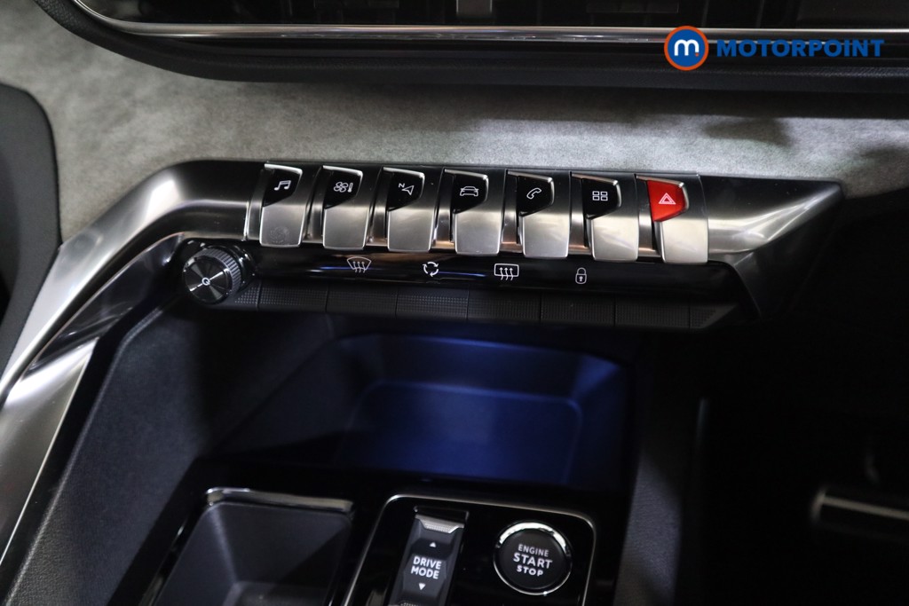 Peugeot 5008 GT Automatic Diesel SUV - Stock Number (1557949) - 7th supplementary image