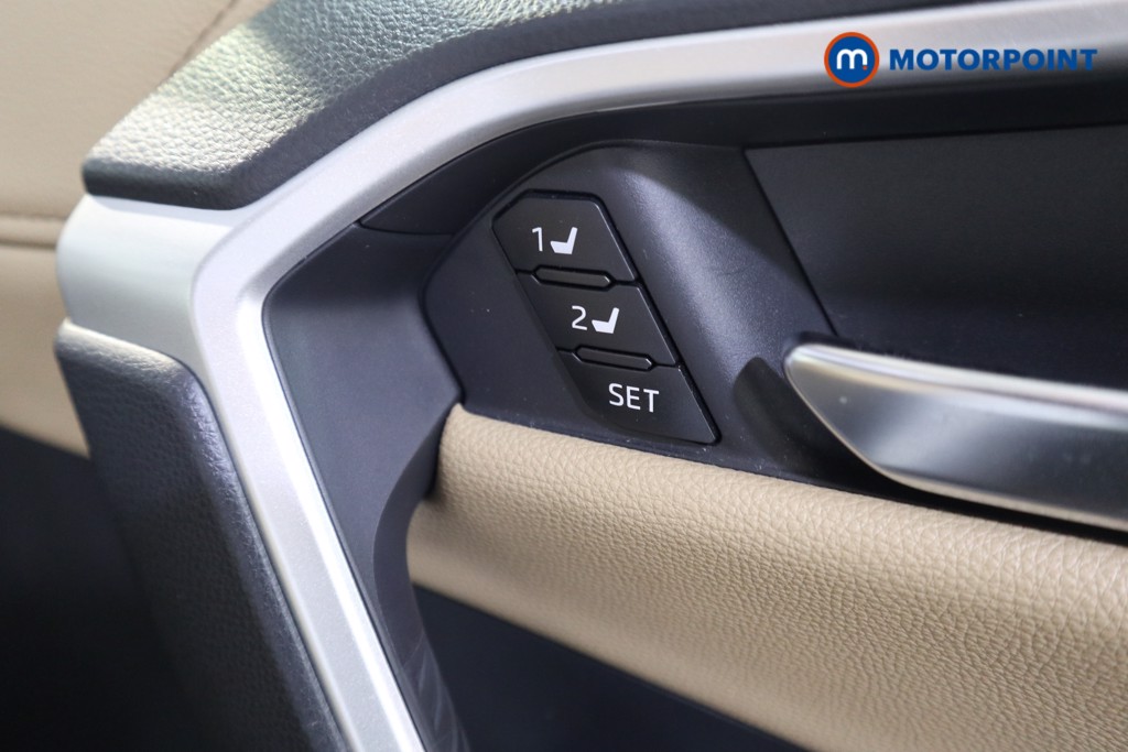 Toyota Rav4 Excel Automatic Petrol-Electric Hybrid SUV - Stock Number (1558085) - 11th supplementary image
