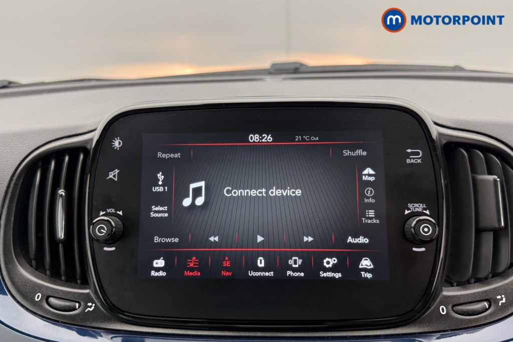 Fiat 500 Dolcevita Plus Manual Petrol-Electric Hybrid Hatchback - Stock Number (1558119) - 8th supplementary image