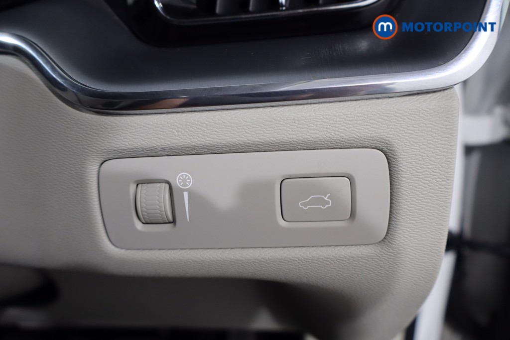 Volvo Xc60 Edition Automatic Petrol SUV - Stock Number (1558214) - 16th supplementary image
