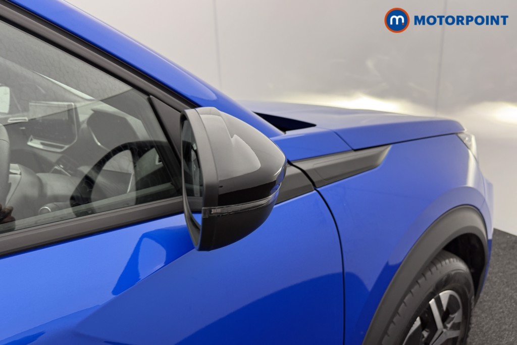 Peugeot 2008 Allure Manual Petrol SUV - Stock Number (1558345) - 15th supplementary image