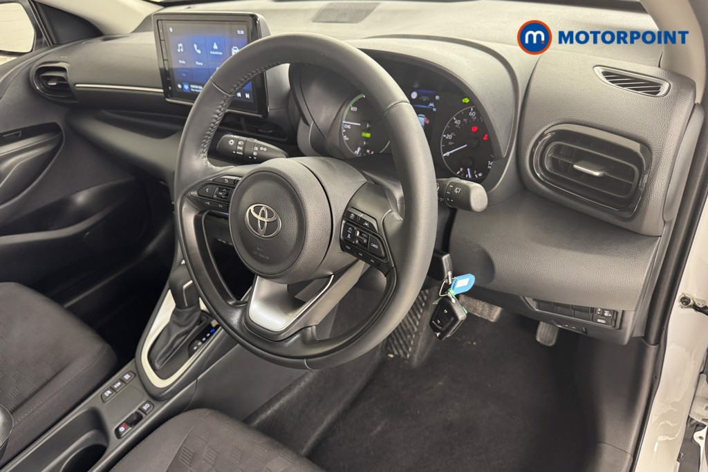 Toyota Yaris Icon Automatic Petrol-Electric Hybrid Hatchback - Stock Number (1558709) - 7th supplementary image