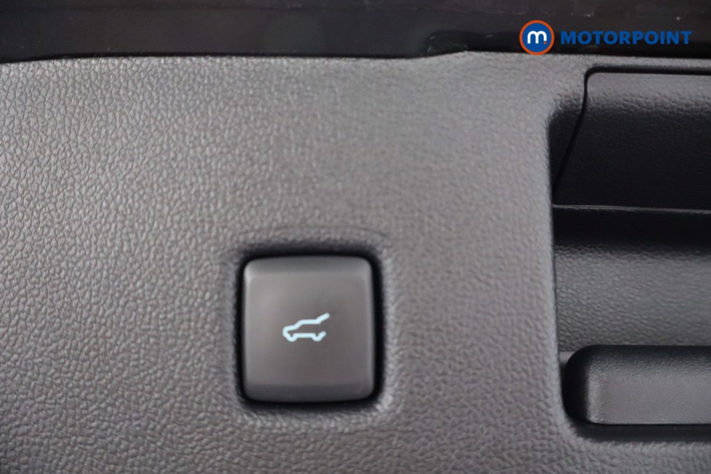 Ford Kuga St-Line X Automatic Petrol-Electric Hybrid SUV - Stock Number (1558793) - 32nd supplementary image