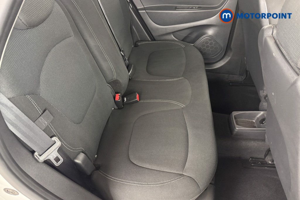 Renault Captur Play Manual Petrol SUV - Stock Number (1559024) - 4th supplementary image