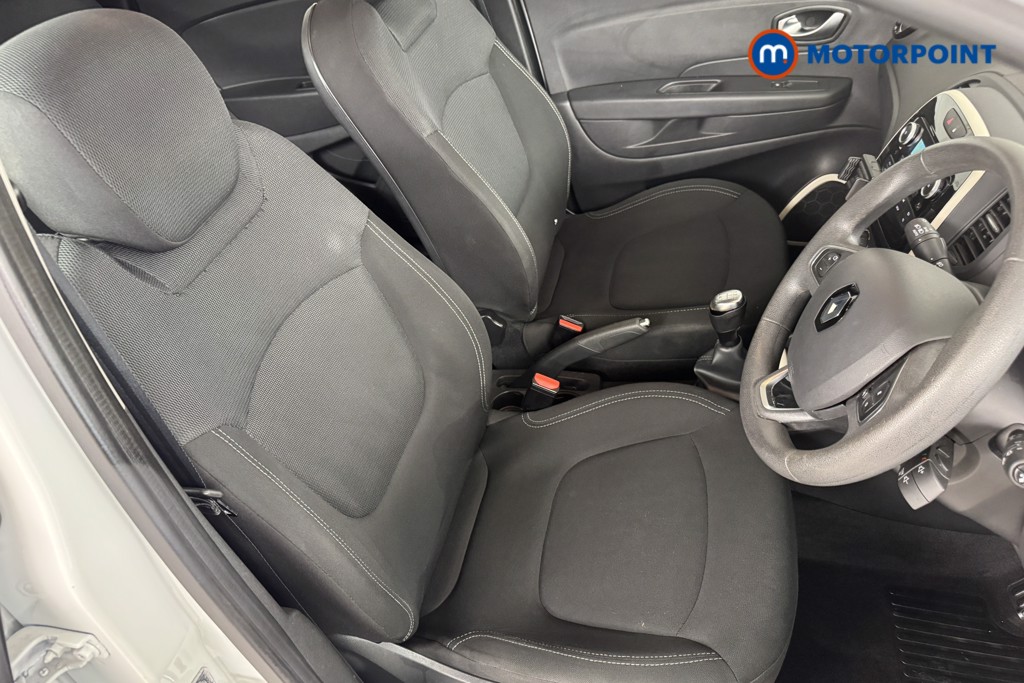 Renault Captur Play Manual Petrol SUV - Stock Number (1559024) - 5th supplementary image