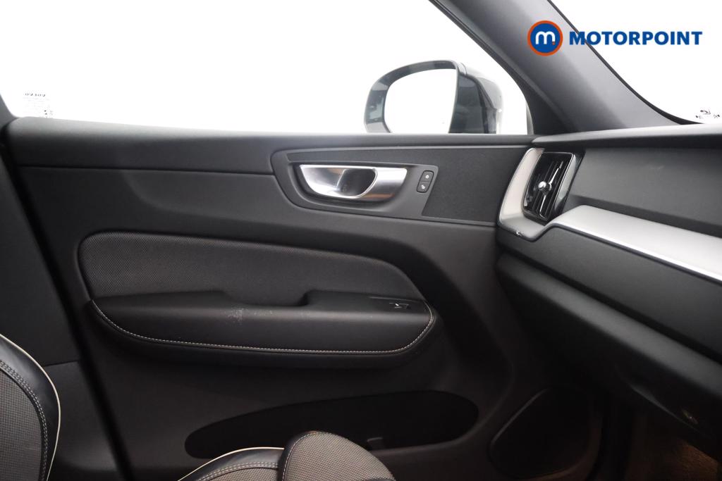 Volvo Xc60 R Design Automatic Petrol SUV - Stock Number (1559382) - 7th supplementary image