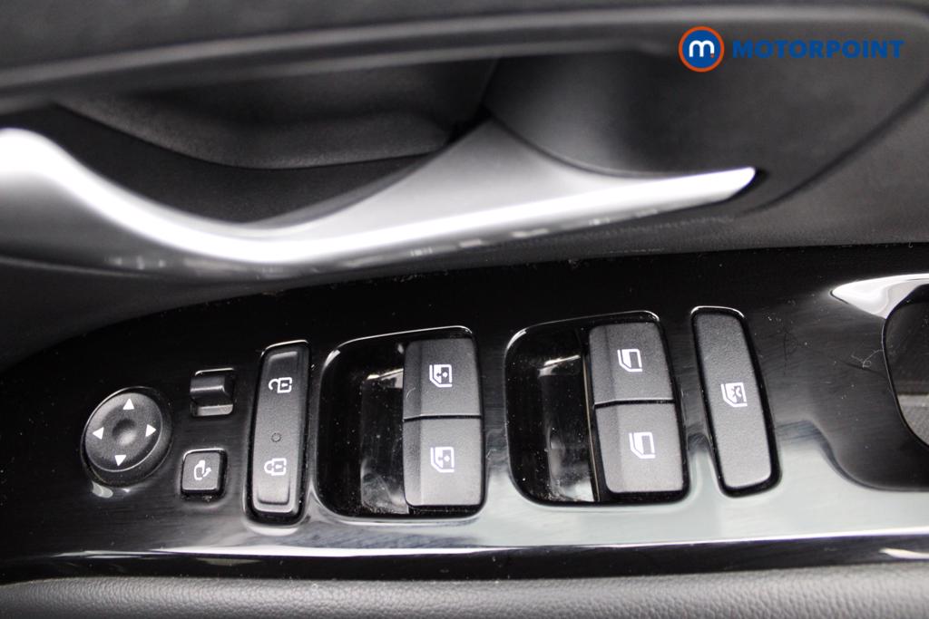 Hyundai Tucson Se Connect Manual Petrol SUV - Stock Number (1559539) - 19th supplementary image