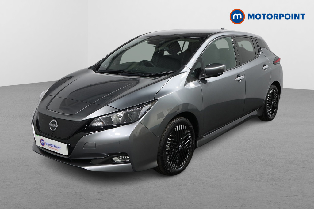 Nissan Leaf N-Connecta Automatic Electric Hatchback - Stock Number (1559785) - Passenger side front corner