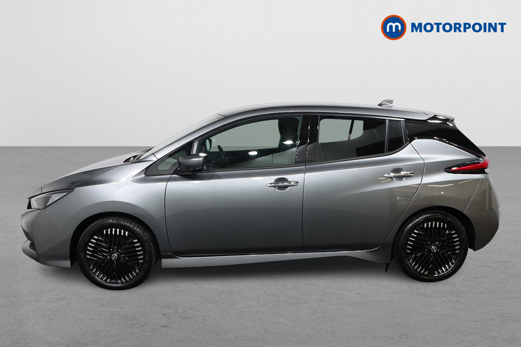Nissan Leaf N-Connecta Automatic Electric Hatchback - Stock Number (1559785) - Passenger side