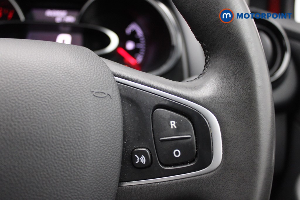 Renault Clio Iconic Manual Petrol Hatchback - Stock Number (1535205) - 12th supplementary image