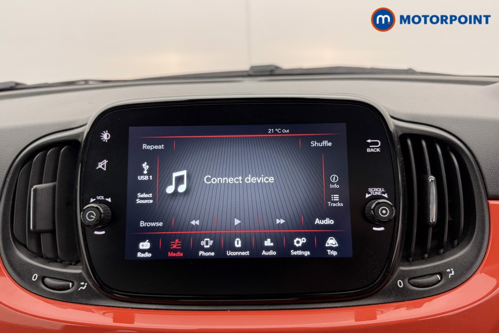 Fiat 500 Dolcevita Manual Petrol-Electric Hybrid Hatchback - Stock Number (1543112) - 6th supplementary image