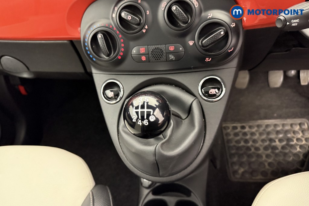 Fiat 500 Dolcevita Manual Petrol-Electric Hybrid Hatchback - Stock Number (1543112) - 9th supplementary image