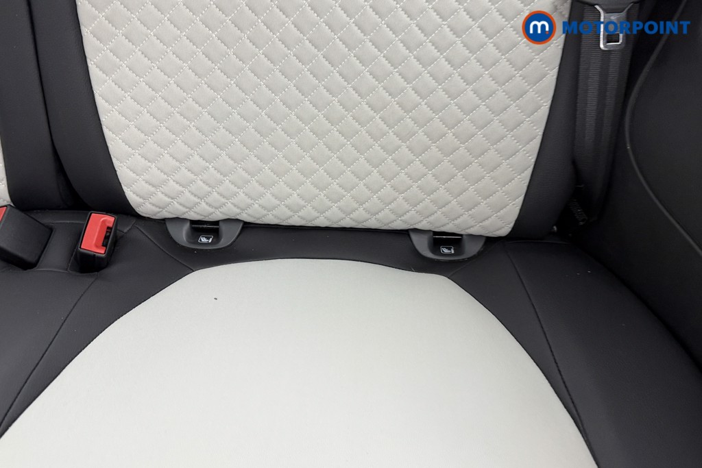 Fiat 500 Dolcevita Manual Petrol-Electric Hybrid Hatchback - Stock Number (1543112) - 18th supplementary image
