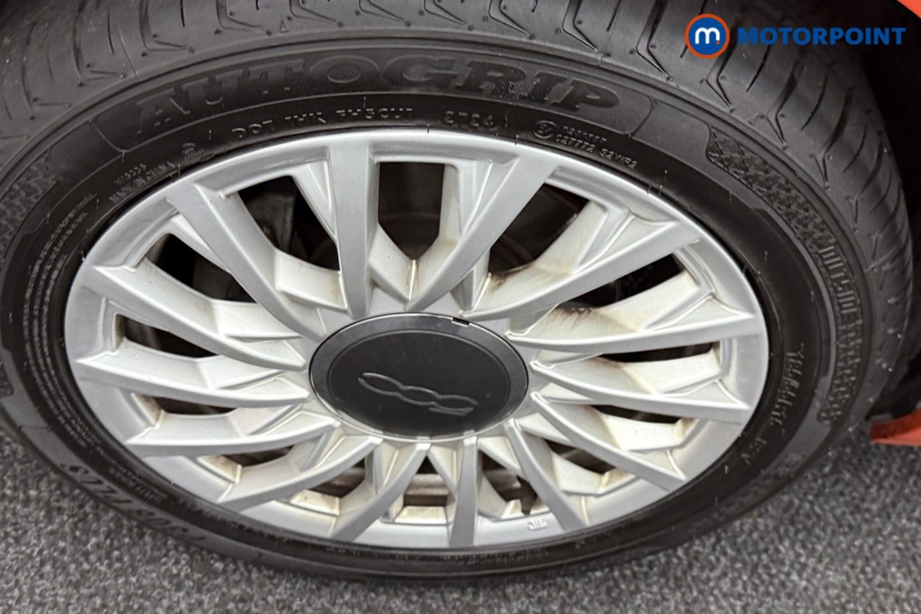 Fiat 500 Dolcevita Manual Petrol-Electric Hybrid Hatchback - Stock Number (1543112) - 23rd supplementary image
