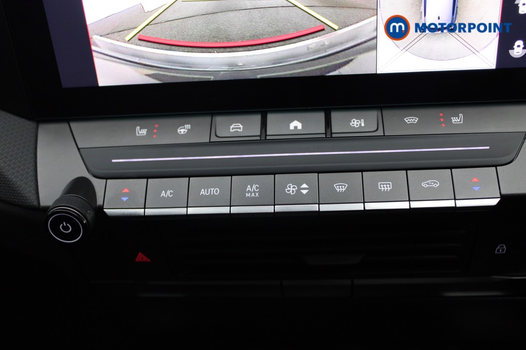 Vauxhall Astra Ultimate Manual Petrol Hatchback - Stock Number (1547836) - 10th supplementary image