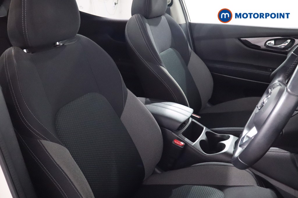 Nissan Qashqai N-Connecta Automatic Petrol SUV - Stock Number (1549298) - 20th supplementary image