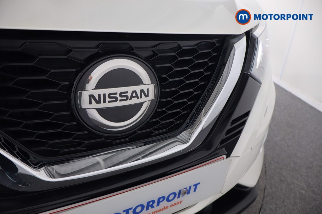 Nissan Qashqai N-Connecta Automatic Petrol SUV - Stock Number (1549298) - 23rd supplementary image