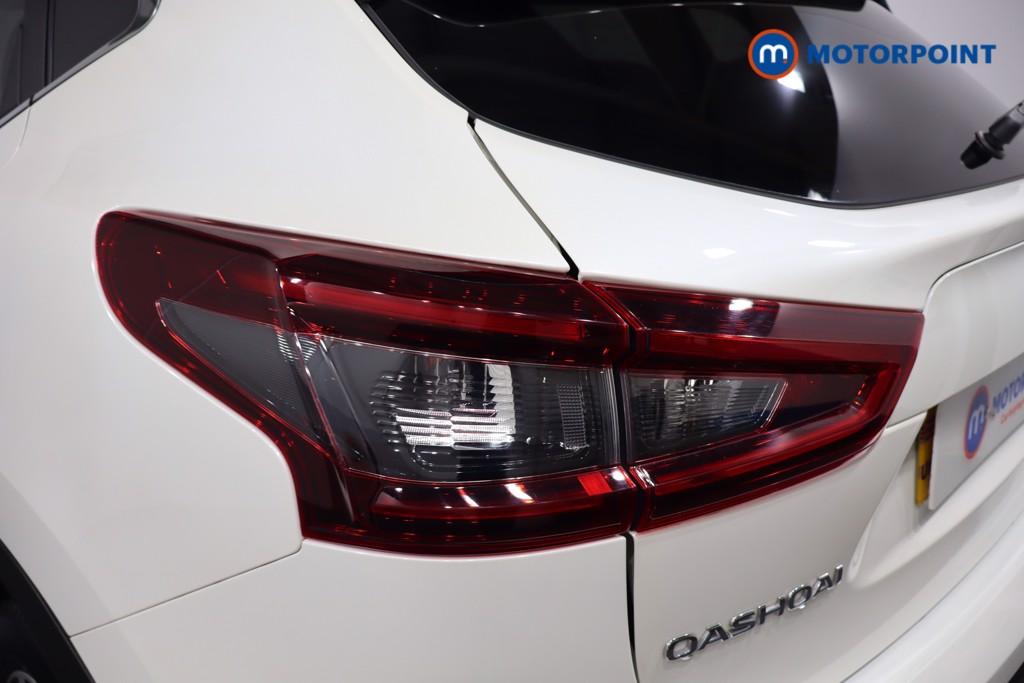 Nissan Qashqai N-Connecta Automatic Petrol SUV - Stock Number (1549298) - 27th supplementary image