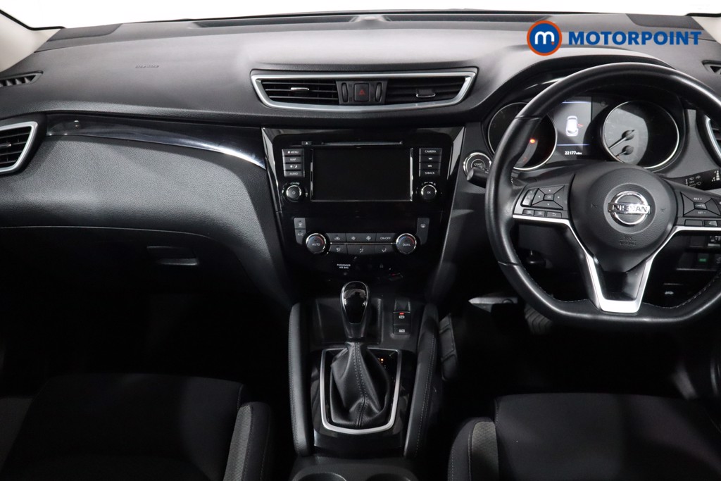 Nissan Qashqai N-Connecta Automatic Petrol SUV - Stock Number (1549298) - 1st supplementary image