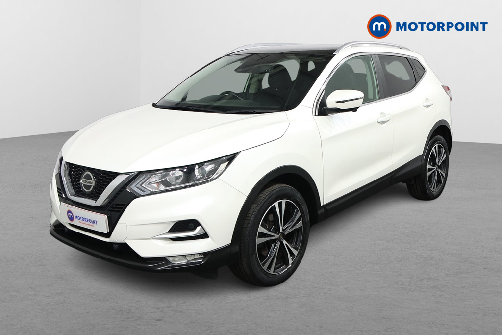 Nissan Qashqai N-Connecta Automatic Petrol SUV - Stock Number (1549298) - Passenger side front corner