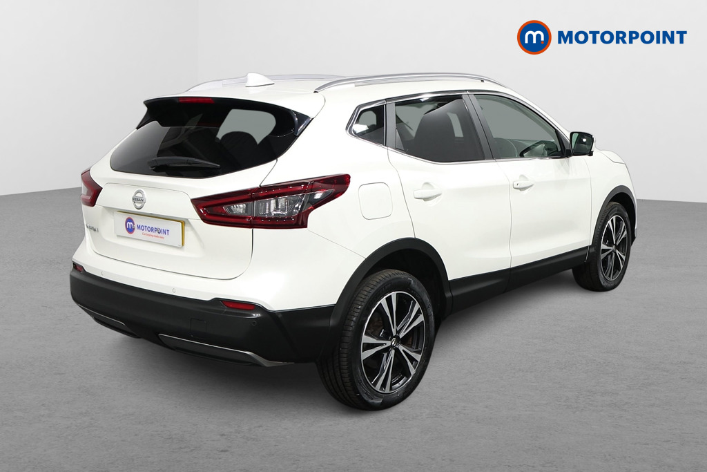 Nissan Qashqai N-Connecta Automatic Petrol SUV - Stock Number (1549298) - Drivers side rear corner