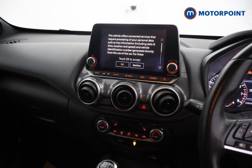 Nissan Juke Tekna Manual Petrol SUV - Stock Number (1550981) - 5th supplementary image
