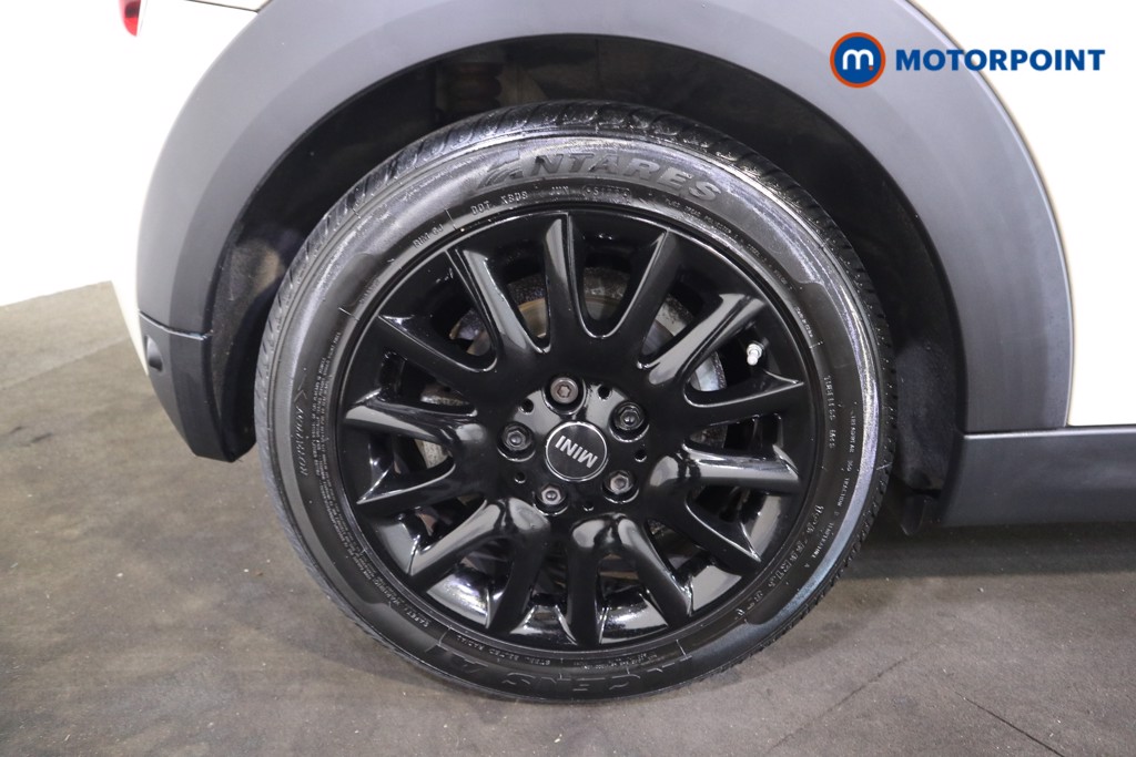 Mini Hatchback Cooper Classic Manual Petrol Hatchback - Stock Number (1551656) - 13th supplementary image