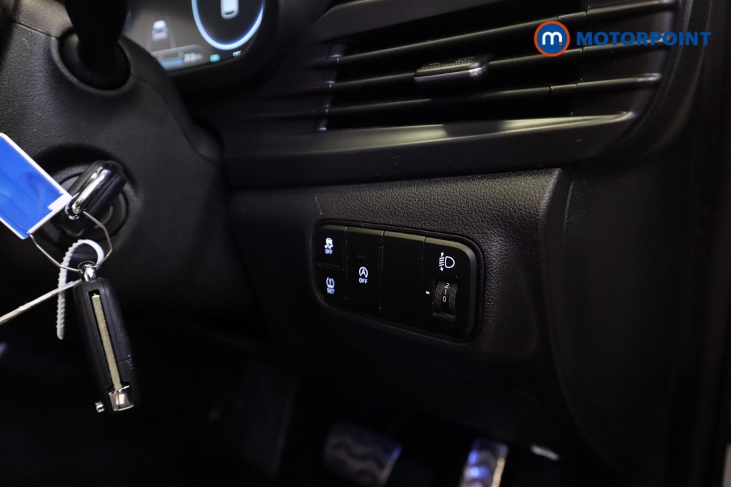 Hyundai Bayon Se Connect Automatic Petrol-Electric Hybrid SUV - Stock Number (1551802) - 4th supplementary image