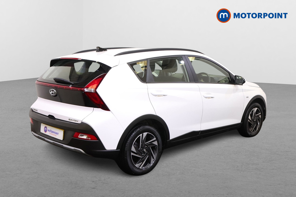 Hyundai Bayon Se Connect Automatic Petrol-Electric Hybrid SUV - Stock Number (1551802) - Drivers side rear corner