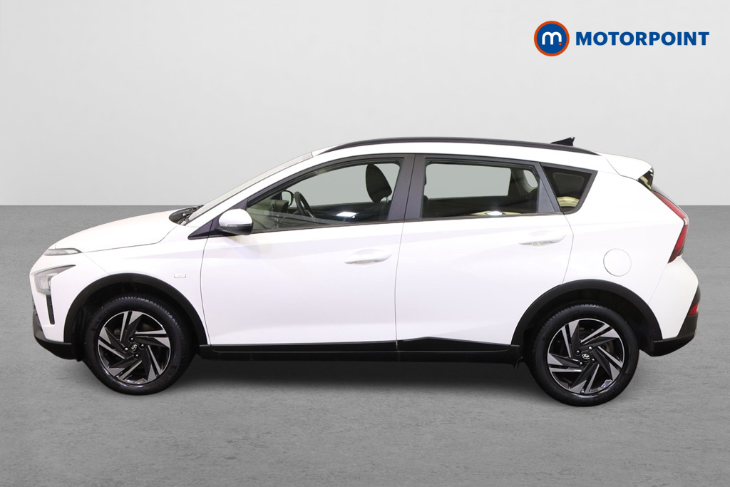 Hyundai Bayon Se Connect Automatic Petrol-Electric Hybrid SUV - Stock Number (1551802) - Passenger side