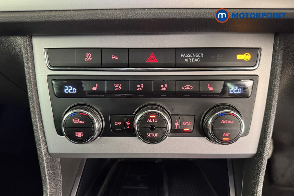 Seat Leon Xcellence Technology Manual Petrol Hatchback - Stock Number (1551863) - 10th supplementary image