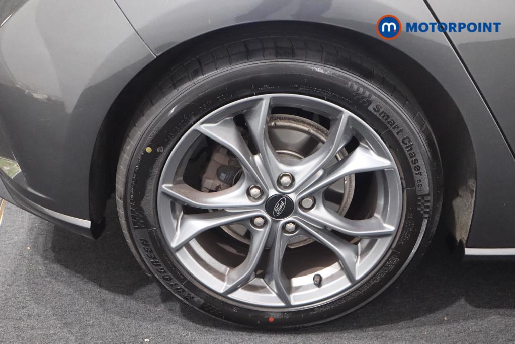 Ford Focus St-Line Edition Manual Petrol-Electric Hybrid Hatchback - Stock Number (1551955) - 32nd supplementary image