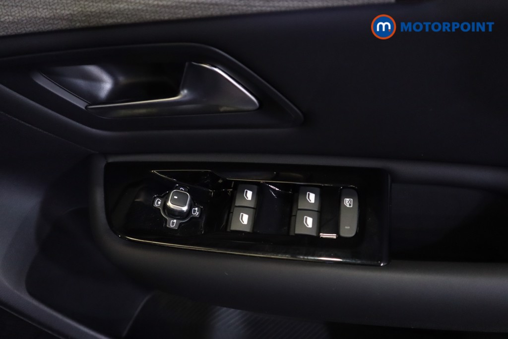 Citroen C5 X Shine Automatic Petrol Plug-In Hybrid Hatchback - Stock Number (1552242) - 3rd supplementary image