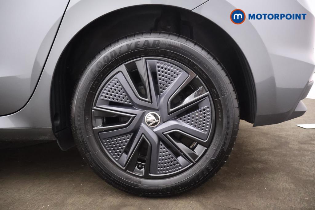 Skoda Fabia Colour Edition Manual Petrol Hatchback - Stock Number (1552481) - 17th supplementary image