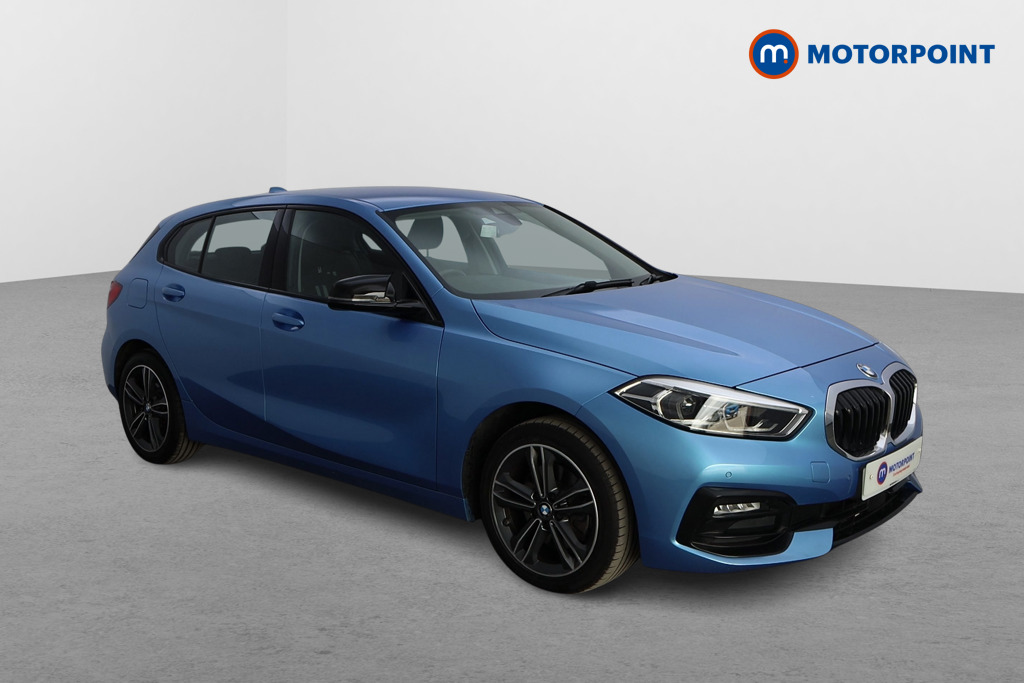 BMW 1 Series Sport Manual Petrol Hatchback - Stock Number (1553187) - Drivers side front corner