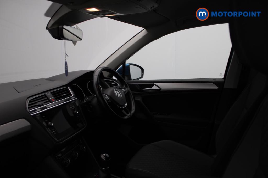 Volkswagen Tiguan SE Manual Diesel SUV - Stock Number (1553272) - 3rd supplementary image