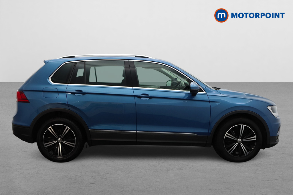Volkswagen Tiguan SE Manual Diesel SUV - Stock Number (1553272) - Drivers side