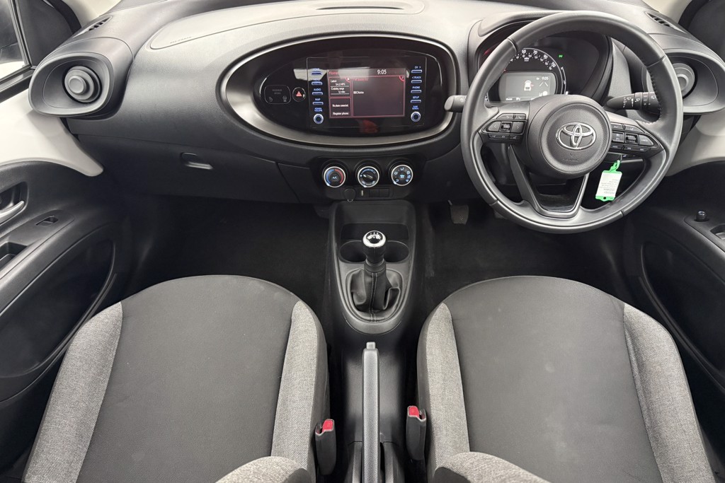 Toyota Aygo X Pure Manual Petrol Hatchback - Stock Number (1553351) - 2nd supplementary image