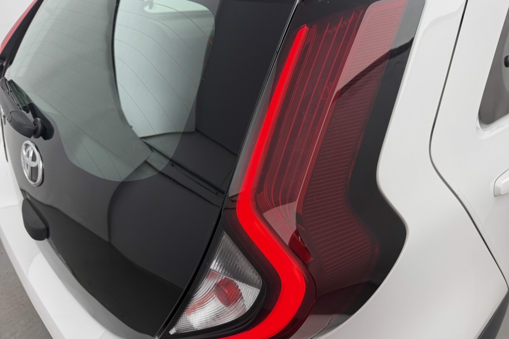 Toyota Aygo X Pure Manual Petrol Hatchback - Stock Number (1553351) - 23rd supplementary image