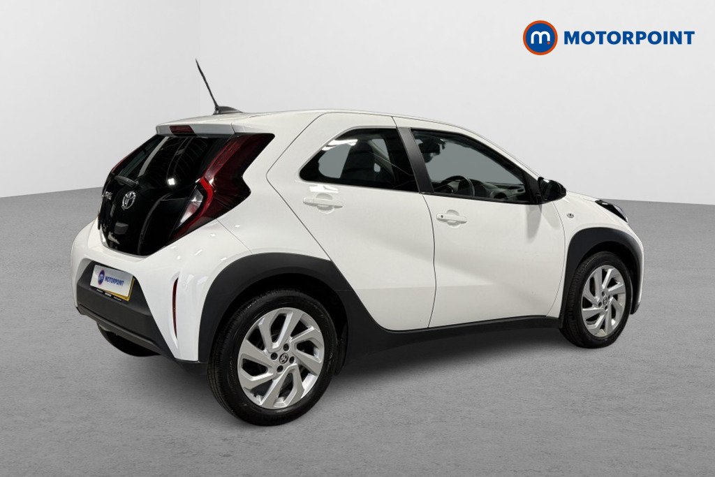 Toyota Aygo X Pure Manual Petrol Hatchback - Stock Number (1553351) - Drivers side rear corner