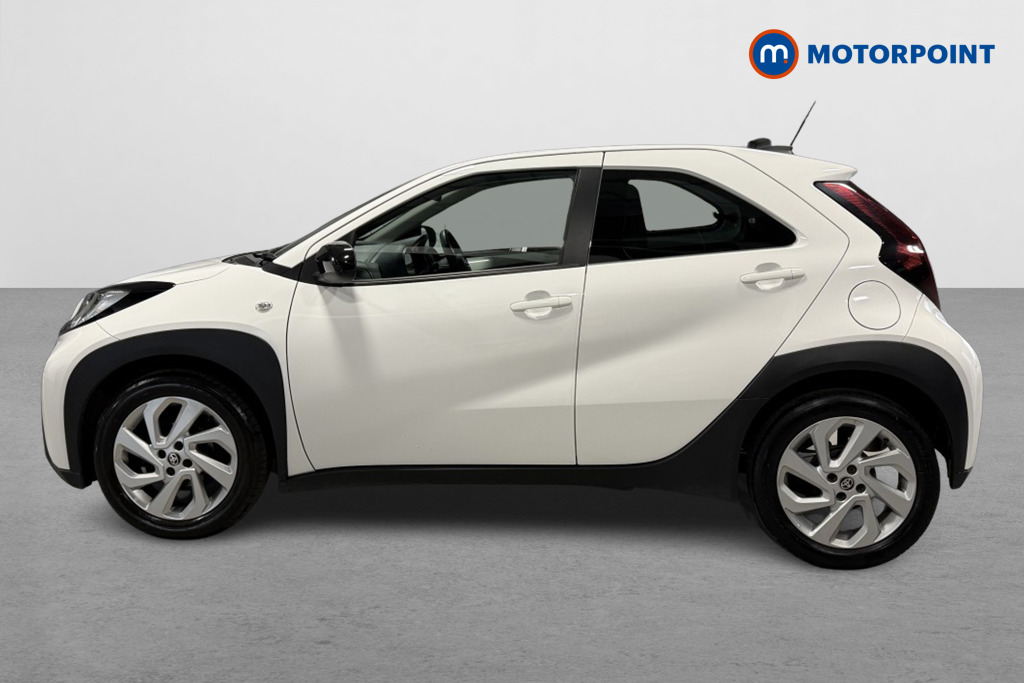 Toyota Aygo X Pure Manual Petrol Hatchback - Stock Number (1553351) - Passenger side