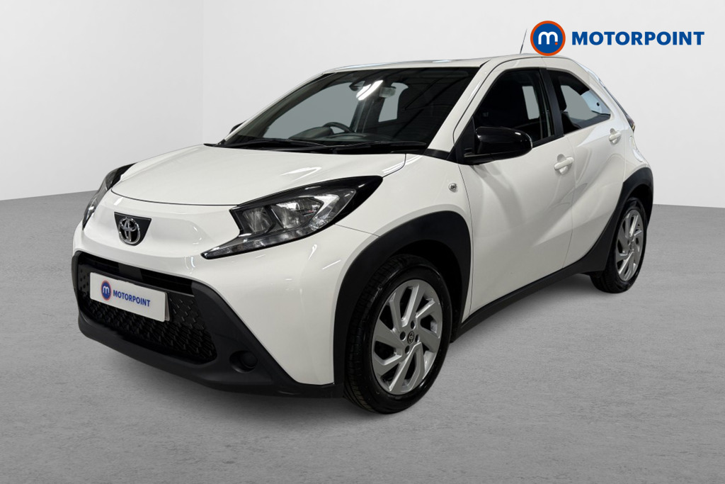 Toyota Aygo X Pure Manual Petrol Hatchback - Stock Number (1553353) - Passenger side front corner