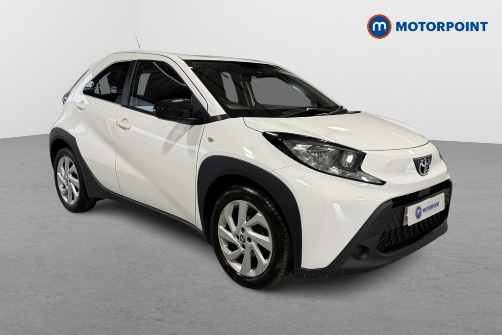 Toyota Aygo X Pure Manual Petrol Hatchback - Stock Number (1553353) - Drivers side front corner