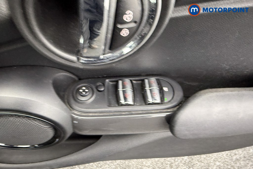 Mini Hatchback Cooper Manual Petrol Hatchback - Stock Number (1553896) - 9th supplementary image