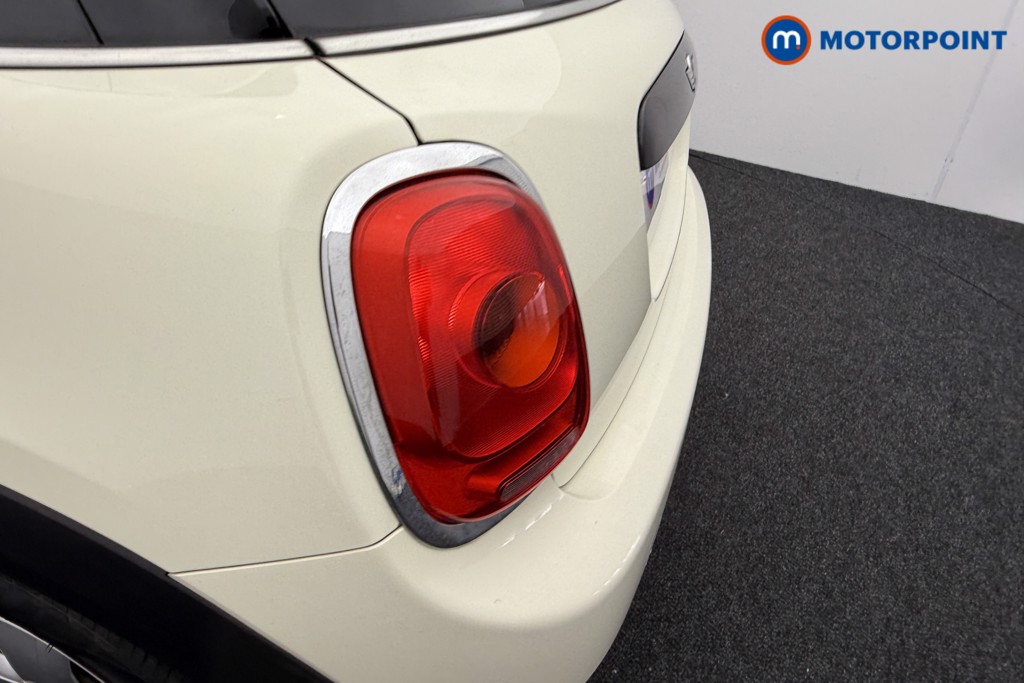 Mini Hatchback Cooper Manual Petrol Hatchback - Stock Number (1553896) - 16th supplementary image
