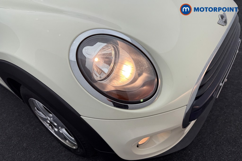 Mini Hatchback Cooper Manual Petrol Hatchback - Stock Number (1553896) - 18th supplementary image