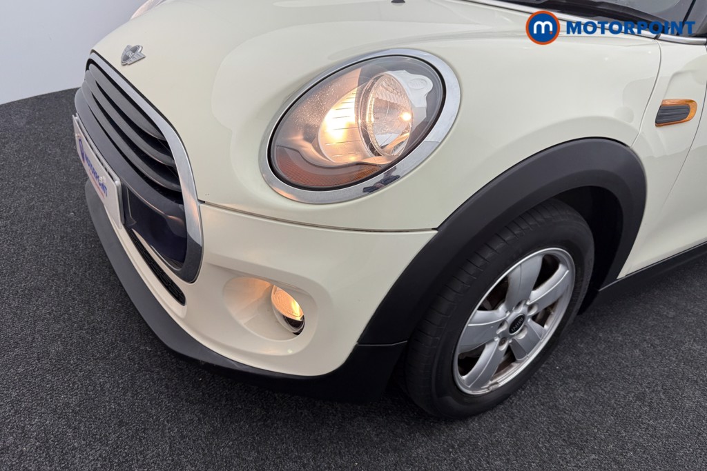 Mini Hatchback Cooper Manual Petrol Hatchback - Stock Number (1553896) - 19th supplementary image