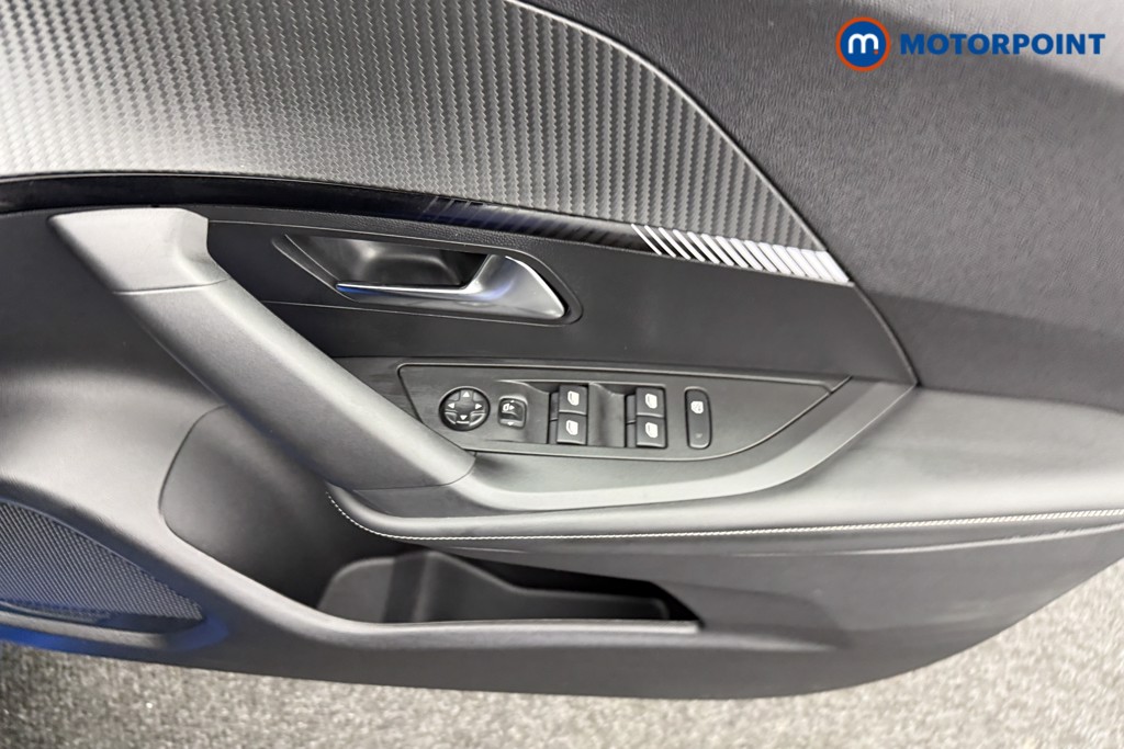 Peugeot 2008 Allure Manual Petrol SUV - Stock Number (1554607) - 10th supplementary image